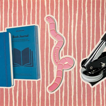 The best gifts for readers that aren't books.