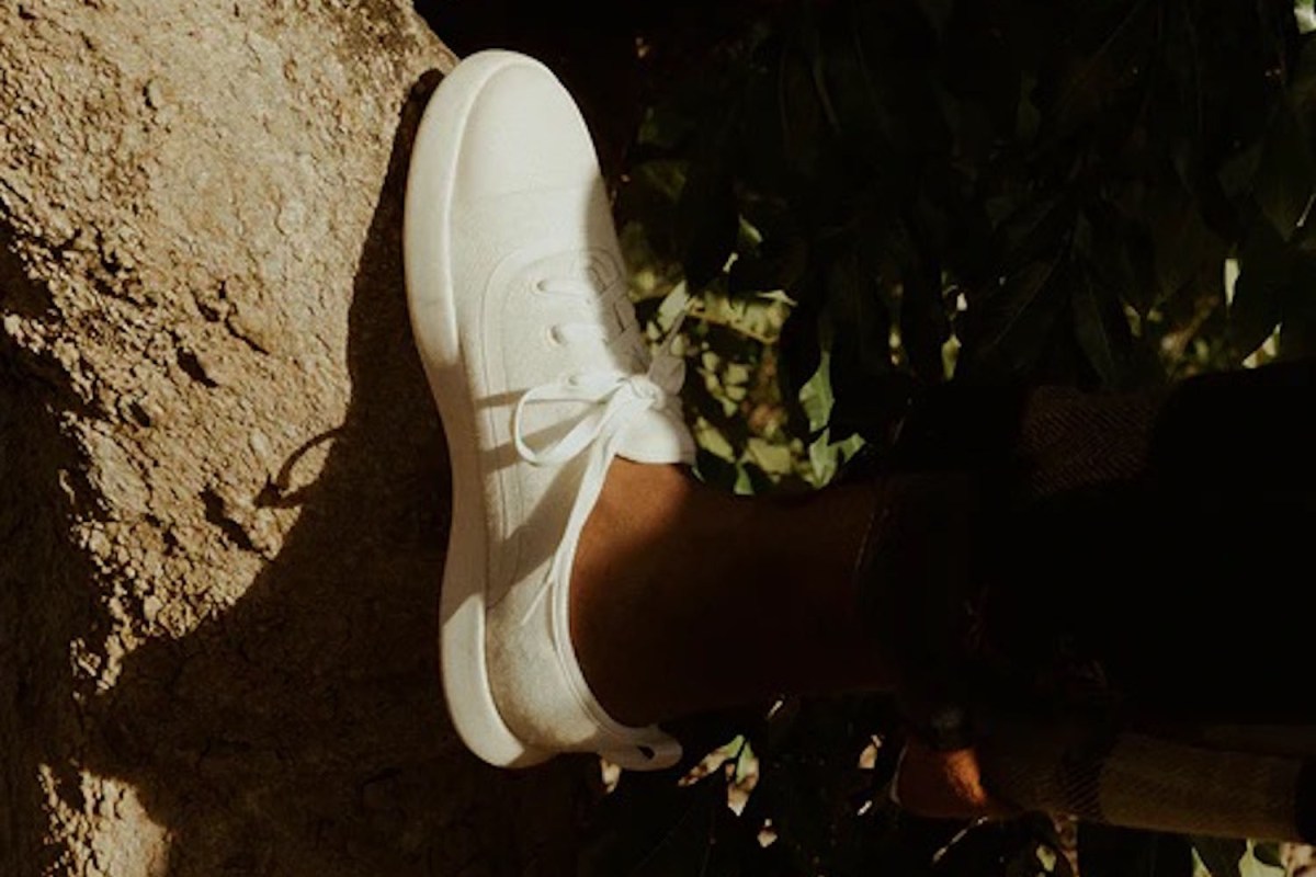 Review: We Tested the Sustainably Made Juntos AlpaKnit Lace-up