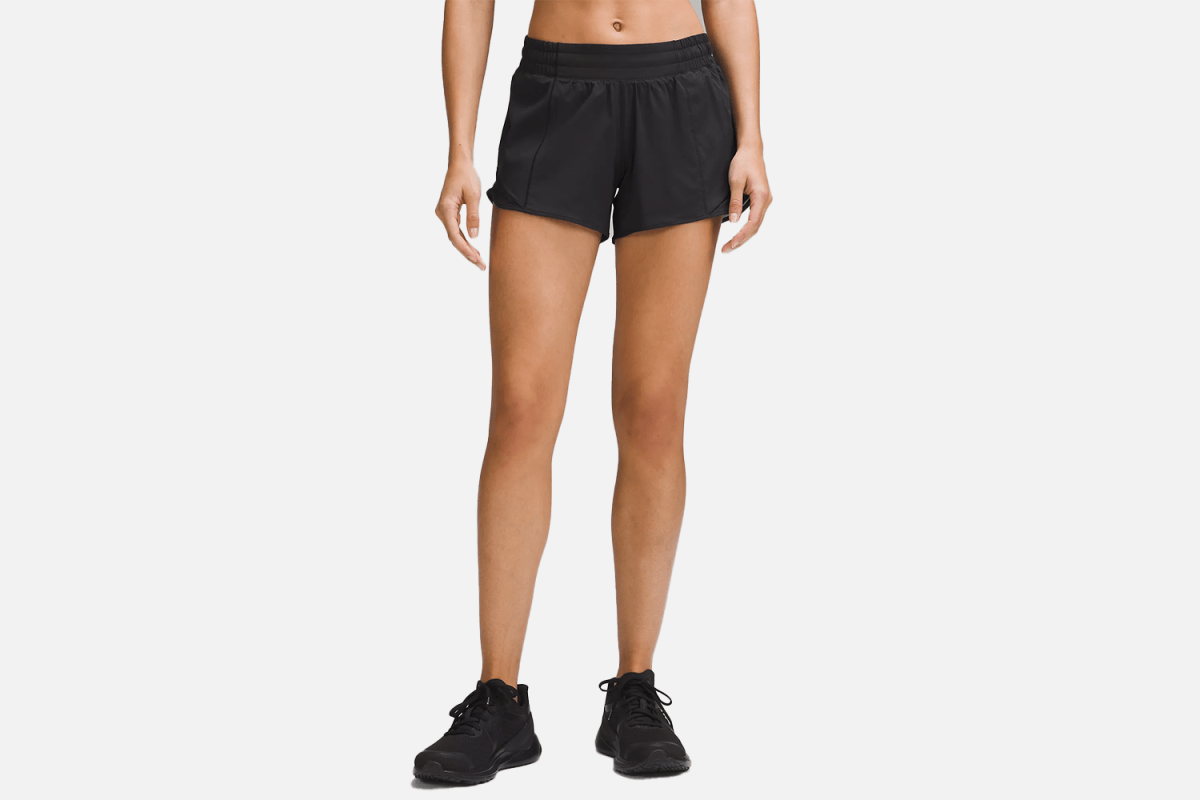 lululemon <strong>Hotty Hot Low-Rise Lined Short</strong>