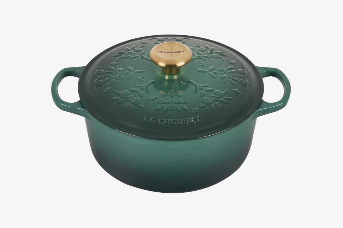 Le Creuset Noël Collection Dutch Oven, 4.5 Qt.