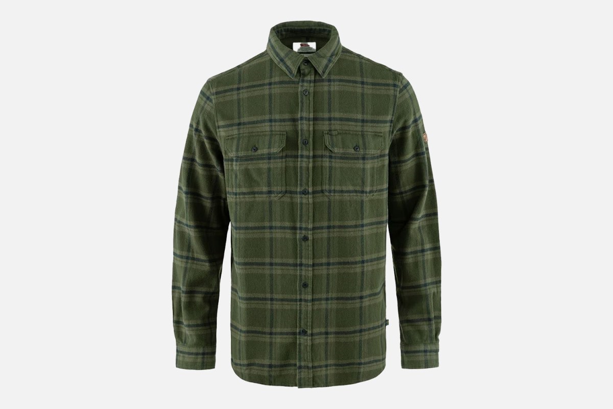 The Burliest of Button-Downs: Fjallraven Ovik Heavy Flannel Shirt