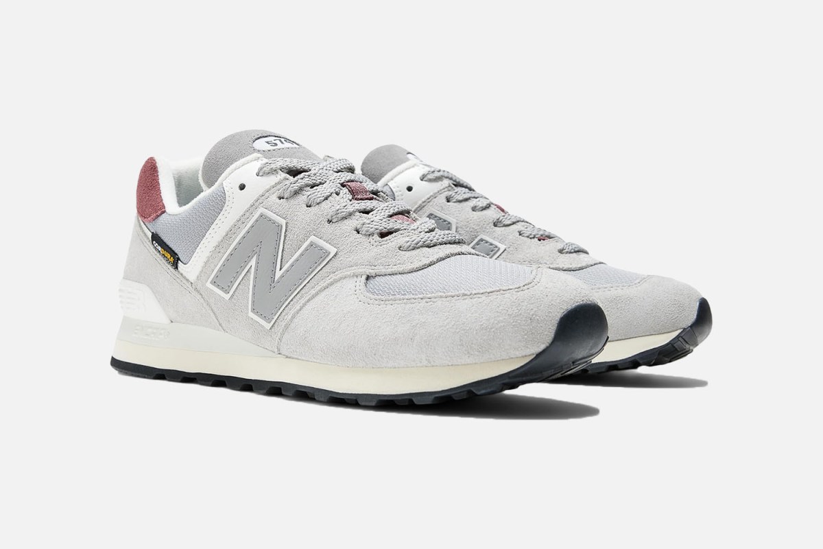 New Balance 574v1 Sneakers