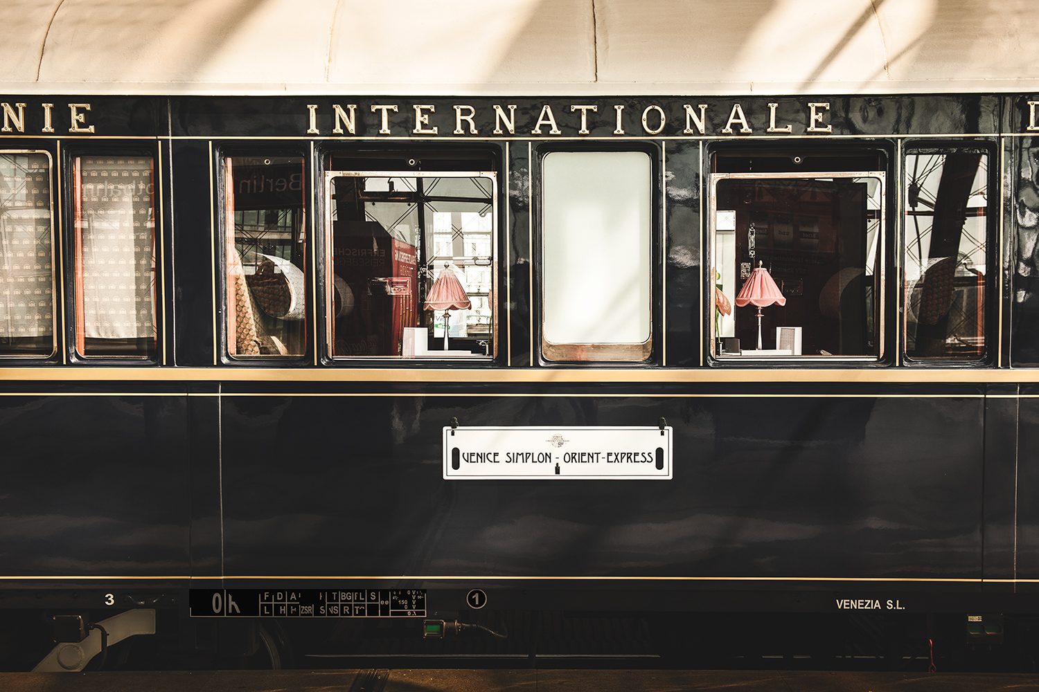 The exterior of the Venice Simplon-Orient-Express train