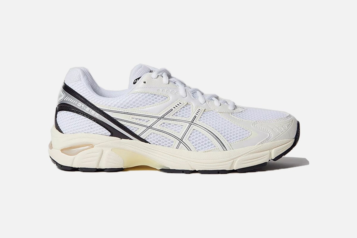 For the Trend-Conscious Sneakerhead: ASICS GT-2160 Sneaker