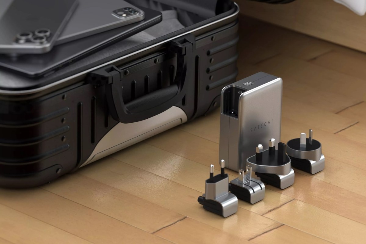 Satechi 145W USB-C 4-Port GaN Travel Charger