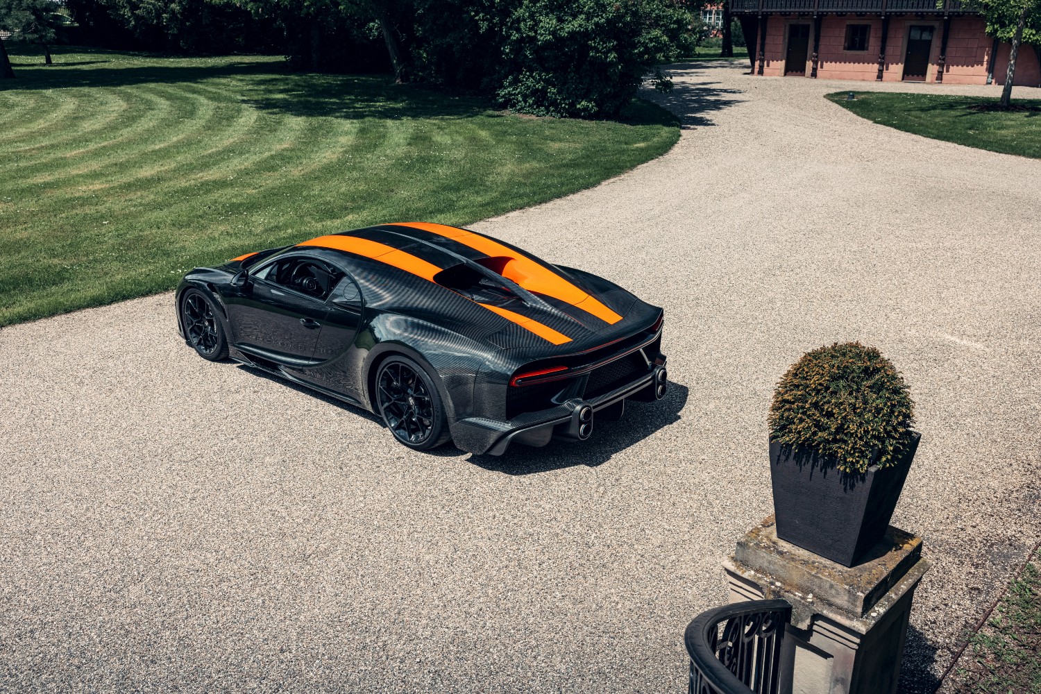 Bugatti Chiron Super Sport 300+