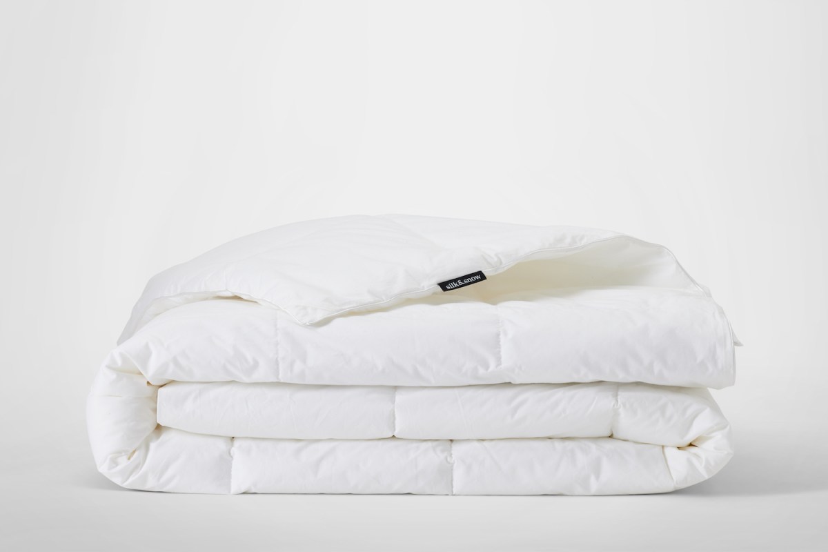 Silk & Snow Lightweight Down Duvet Insert
