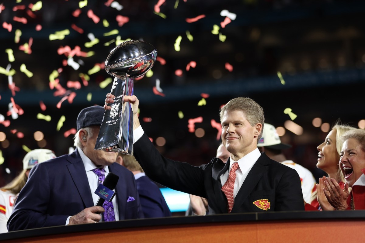 The NFL's Best Team Has Its Worst Owner: Clark Hunt - InsideHook