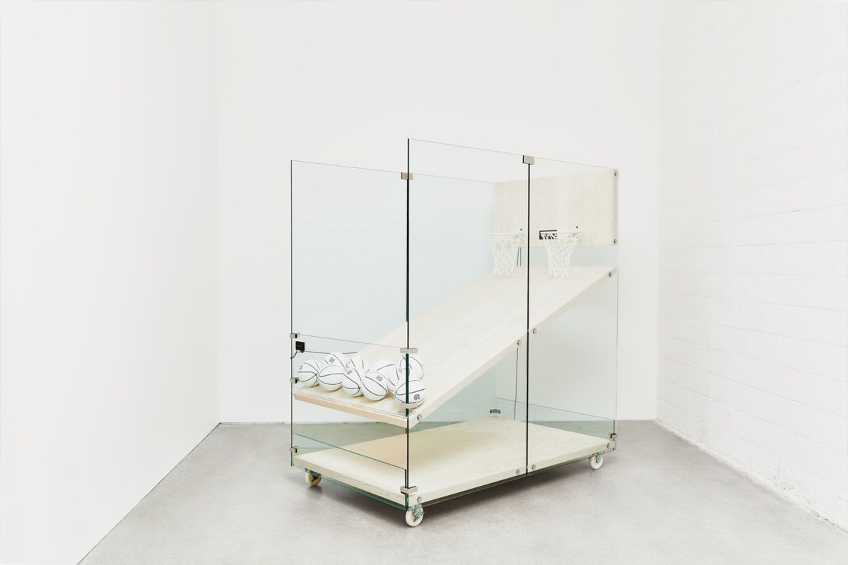 Reigning Champ Home Court Arcade Basketball Game