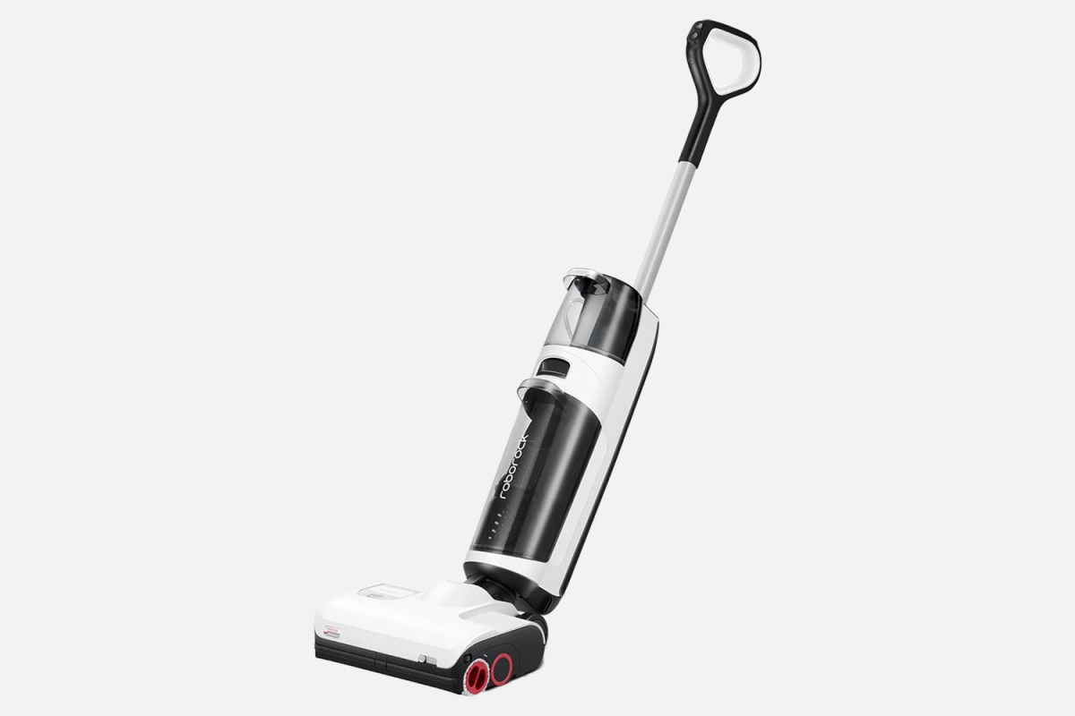 Best Wet/Dry Combo: Roborock Dyad Pro Wet and Dry Vacuum Cleaner