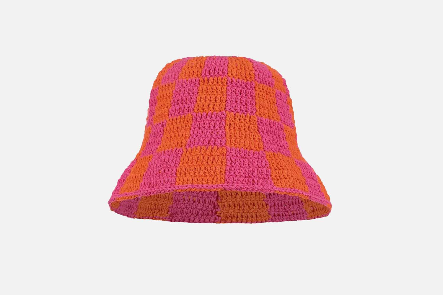 pītusa Checkered Crochet Bucket Hat