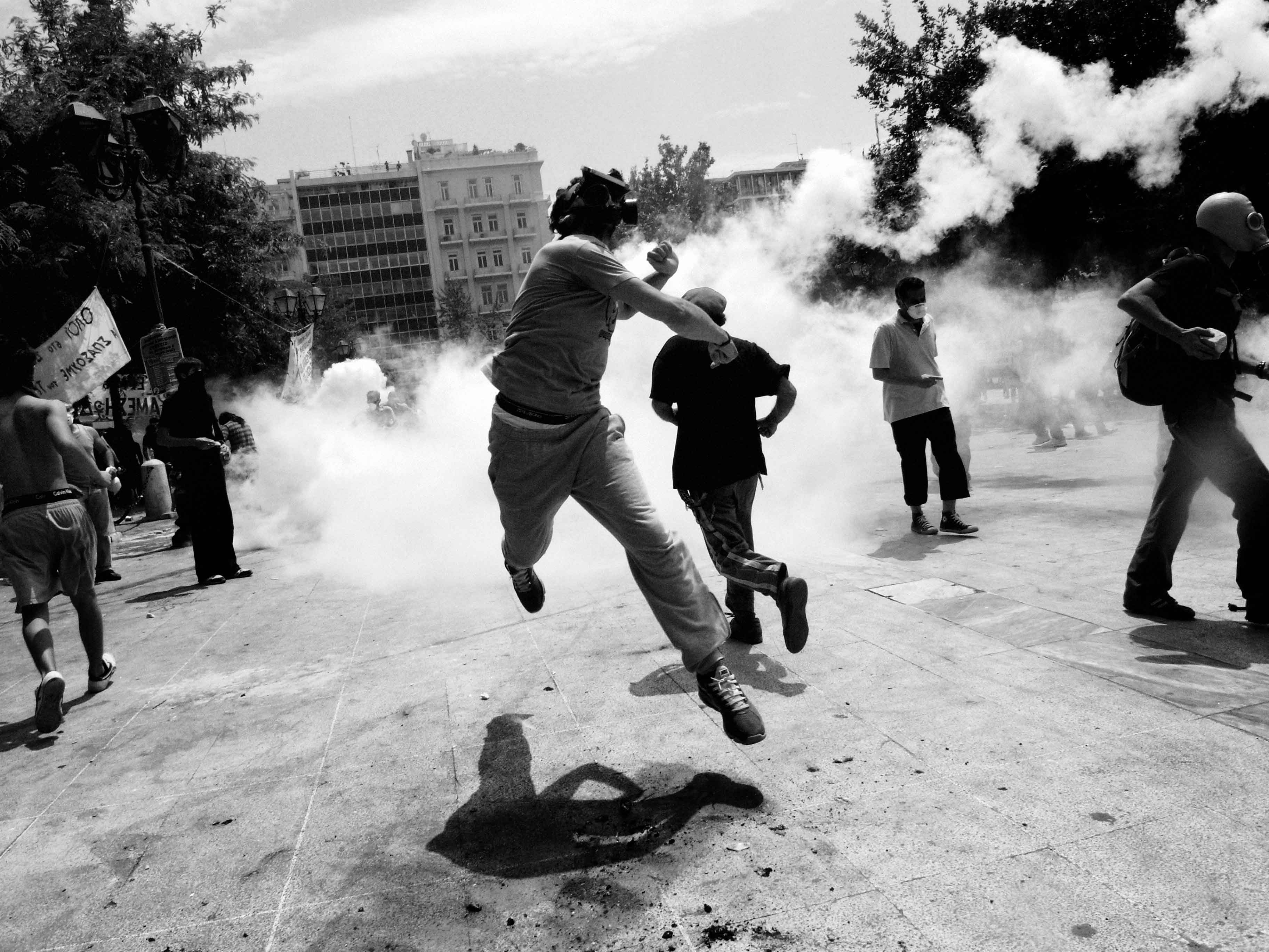 "Action! #3, Athens, Greece, 2011" © Gabriele Micalizzi / Courtesy of 29 Arts in Progress Gallery