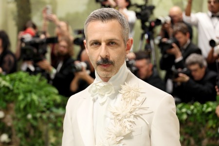 NEW YORK, NEW YORK - MAY 06:  Jeremy Strong attends The 2024 Met Gala Celebrating "Sleeping Beauties: Reawakening Fashion" at The Metropolitan Museum of Art on May 06, 2024 in New York City. (Photo by Dia Dipasupil/Getty Images)