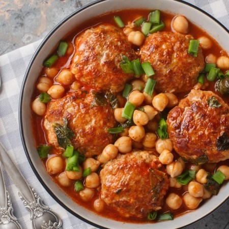 Beans and meatballs