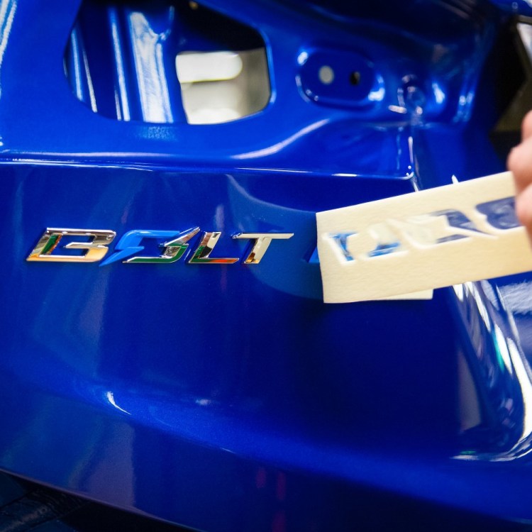 Chevrolet Bolt logo
