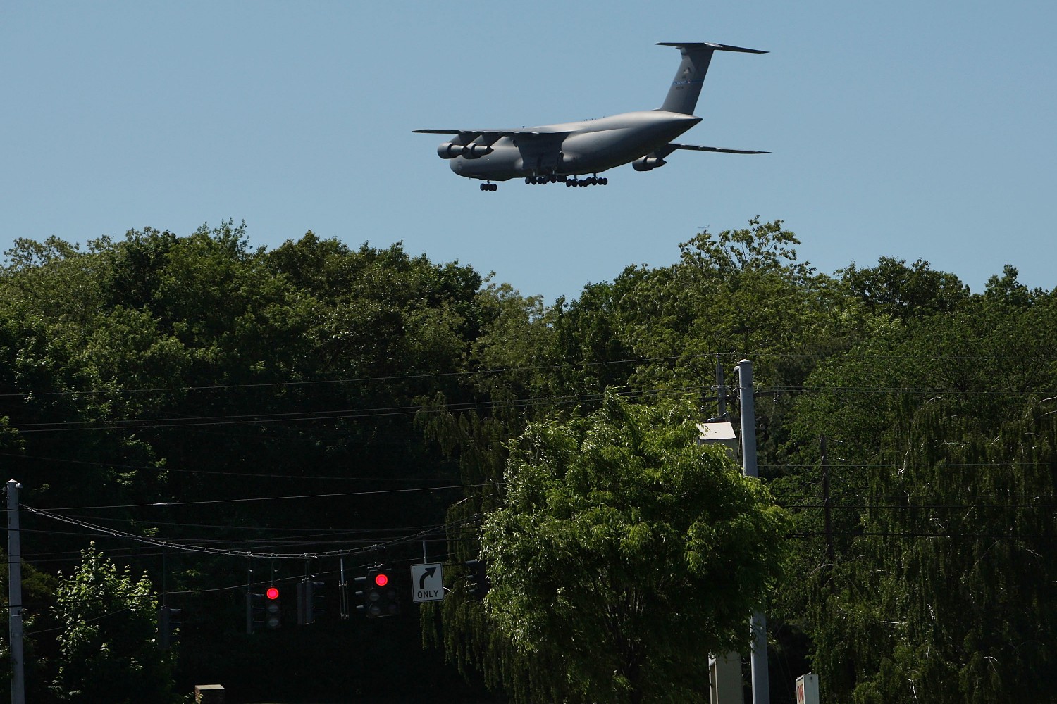 Plane landing at Stewart Airport