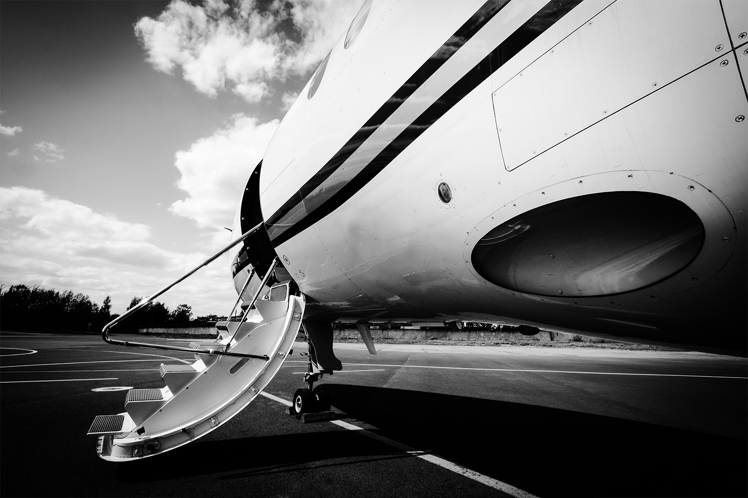 Minerva doesn't rely on advertising or media attention