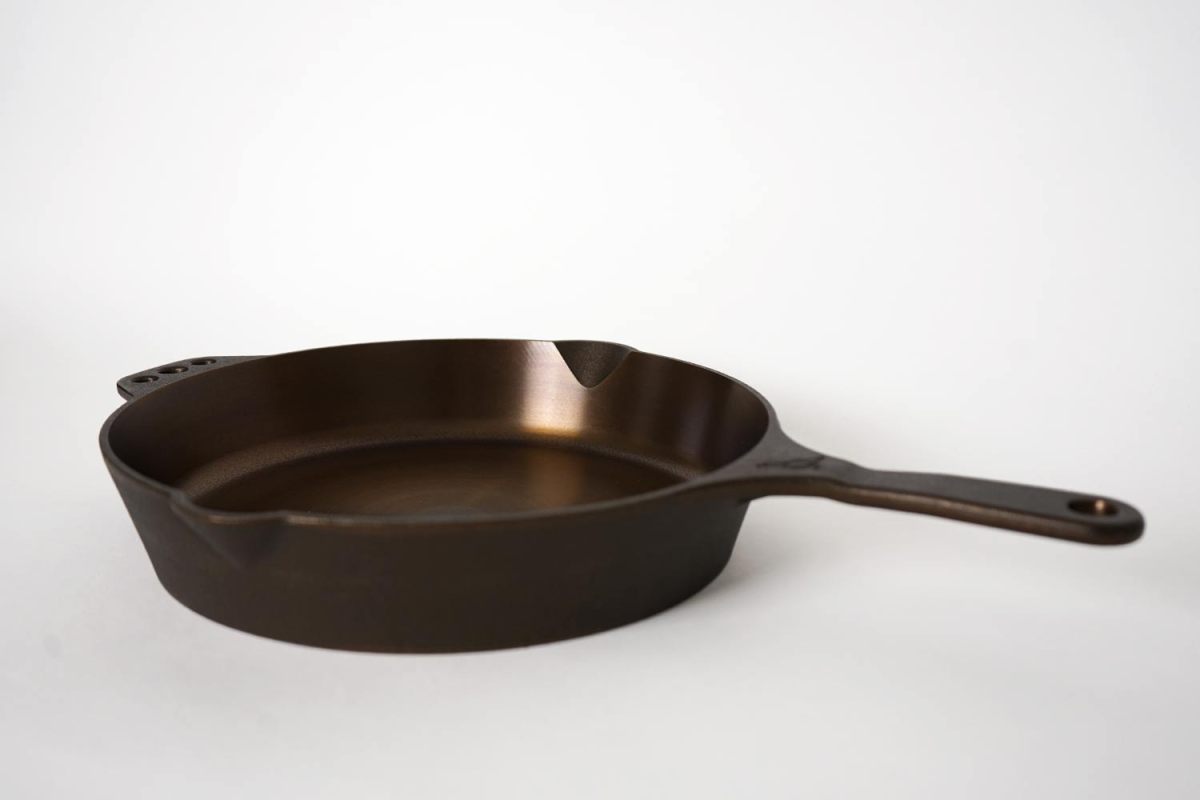 Smithey Ironware No. 10 Cast Iron Skillet