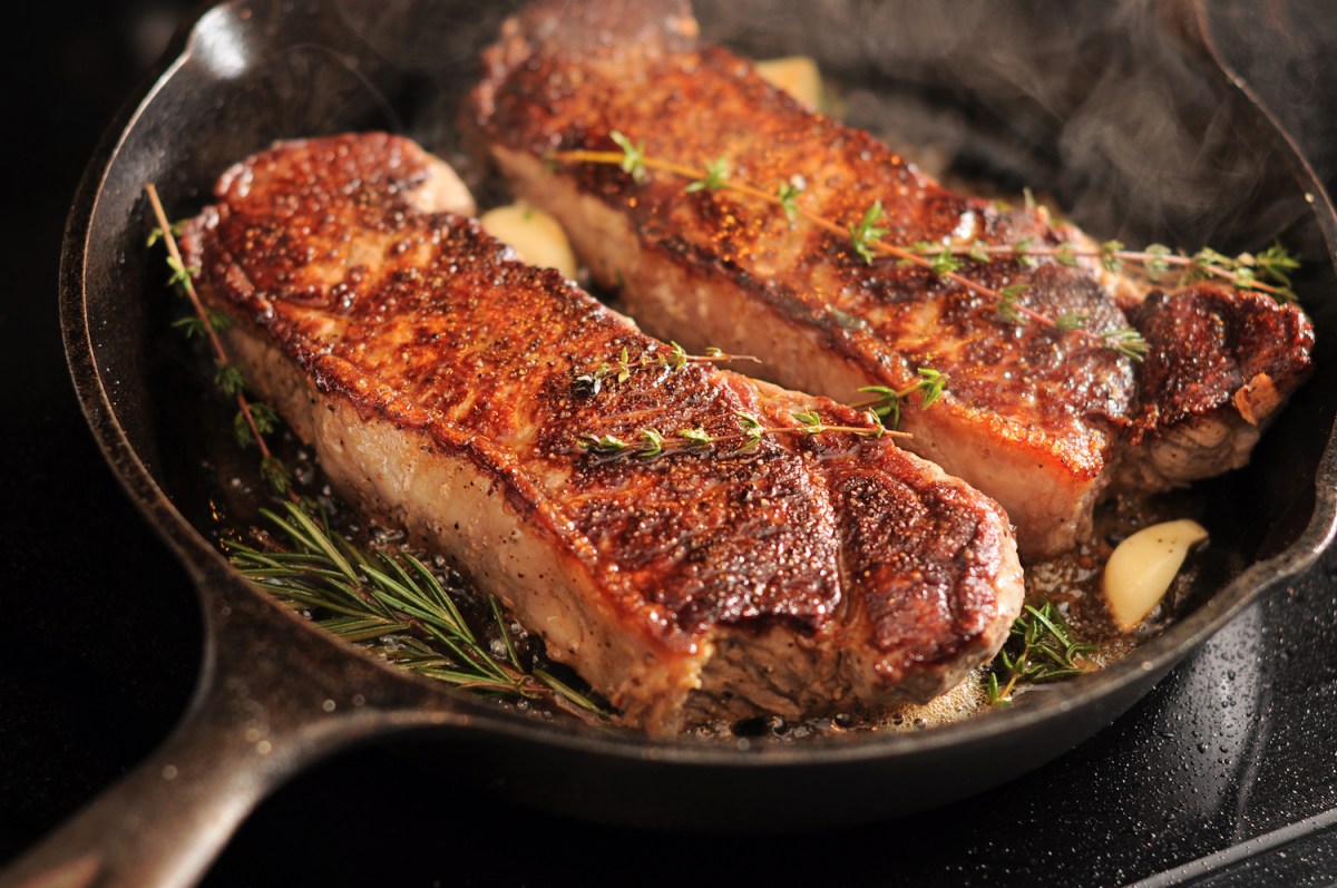 10 Mistakes You're Making When Cooking a Steak