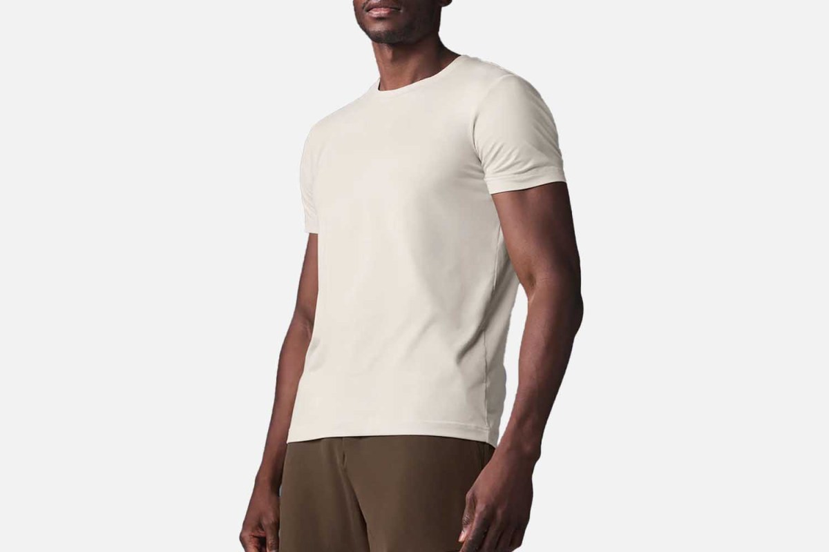 Alo Conquer Reform Crewneck Short Sleeve