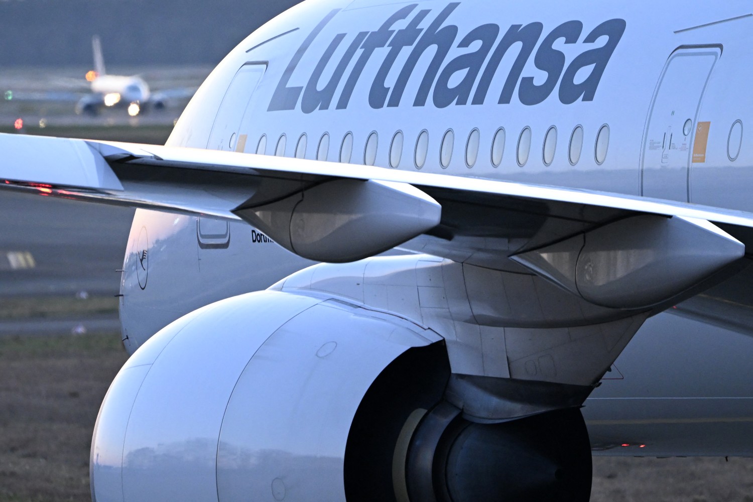 Lufthansa plane