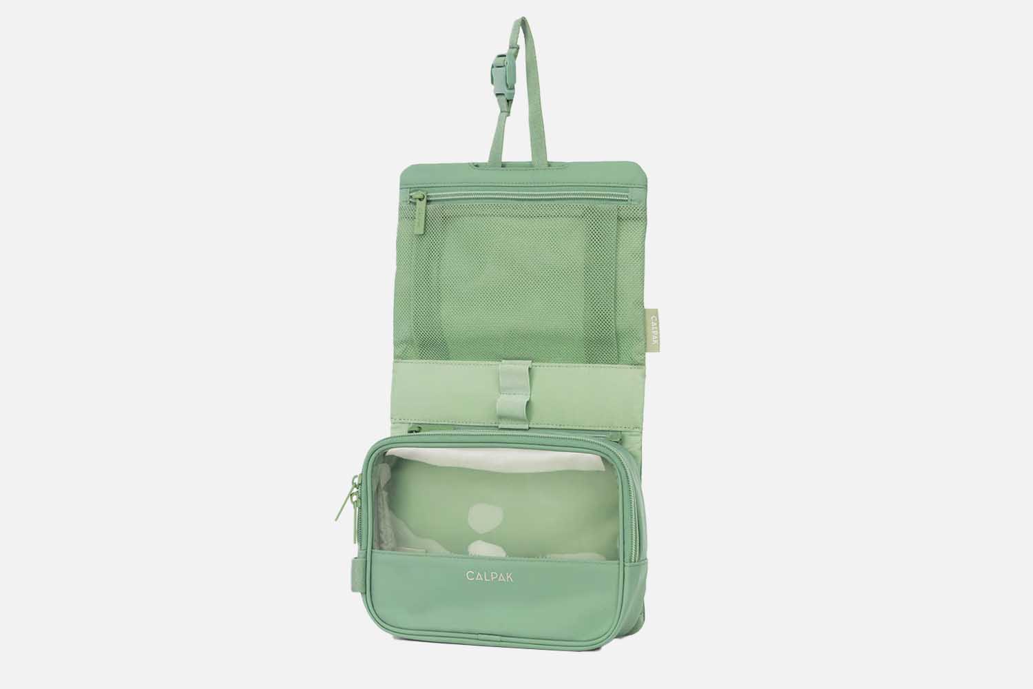 Calpak Fit Hanging Dopp Kit