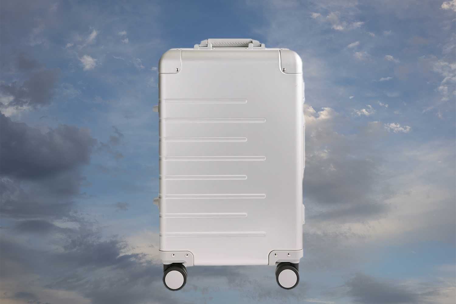 Is the Quince Aluminum Carry-On Really as Good as a Rimowa?