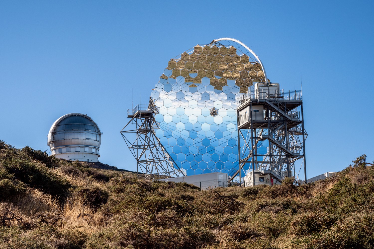 Reflecting telescope