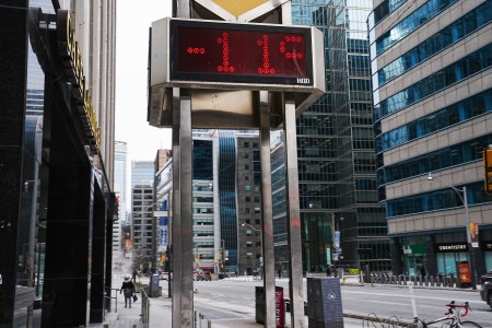 Temperature display on a cold day in Toronto