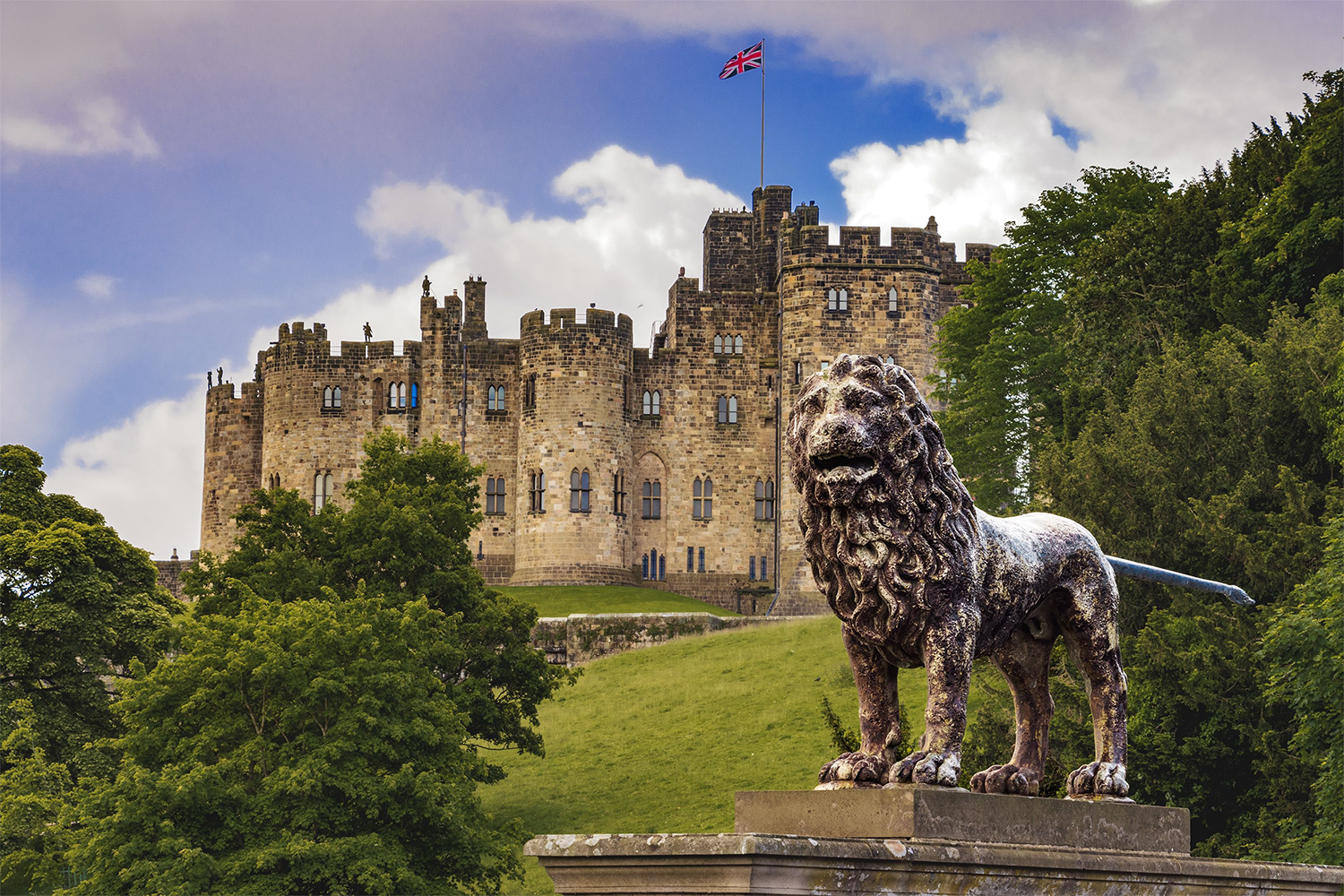 View of Alnwick Castle from Bailiffgate hotel