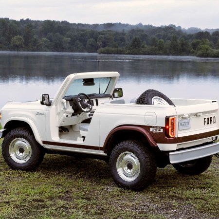 Ford Bronco Roadster