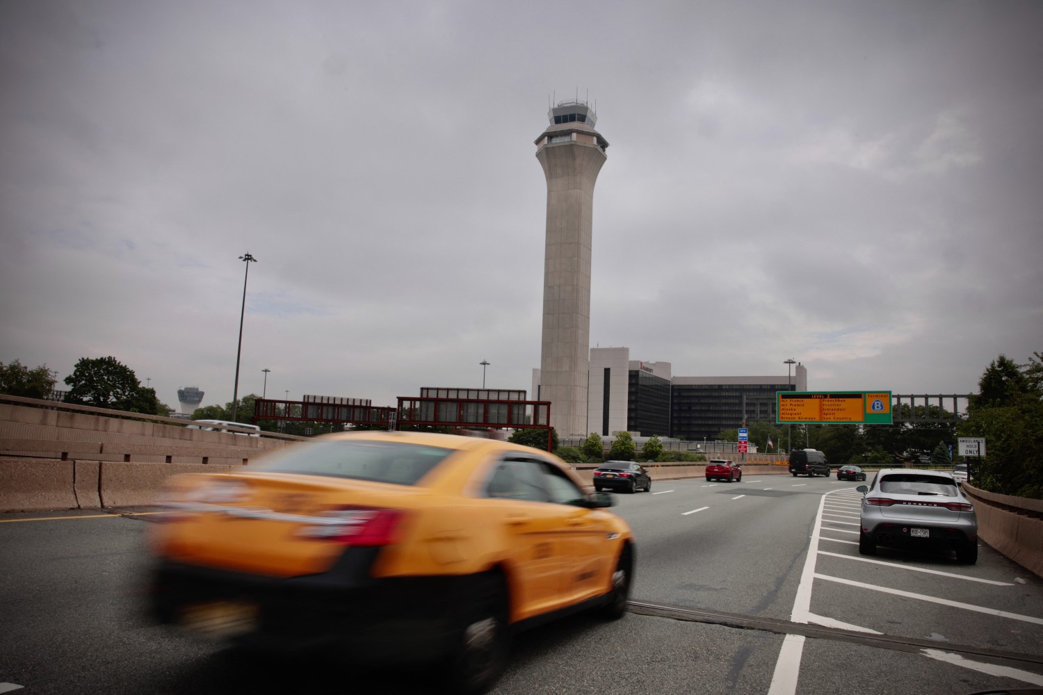 Control tower at Newark Airport