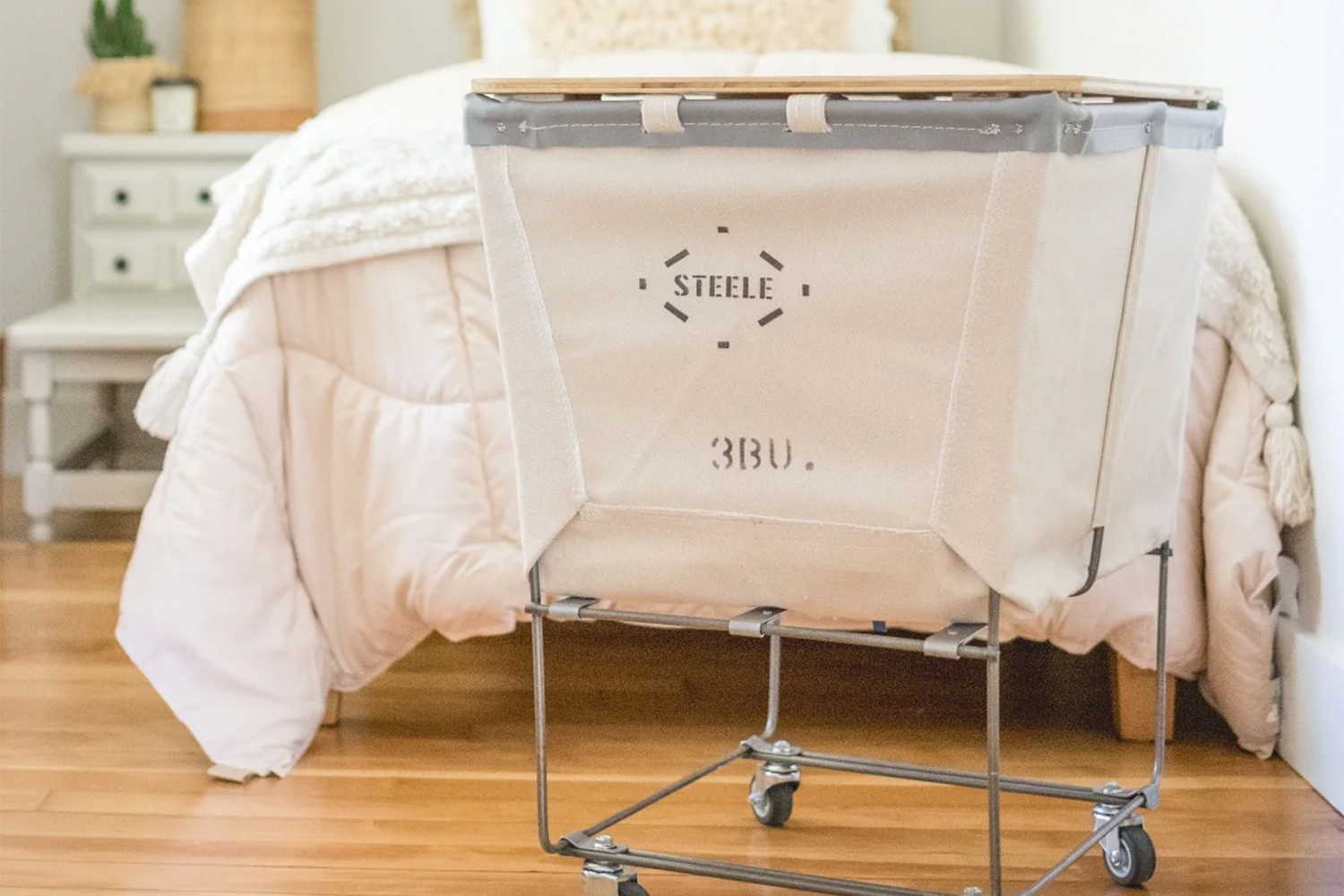 Steele Canvas Elevated Truck