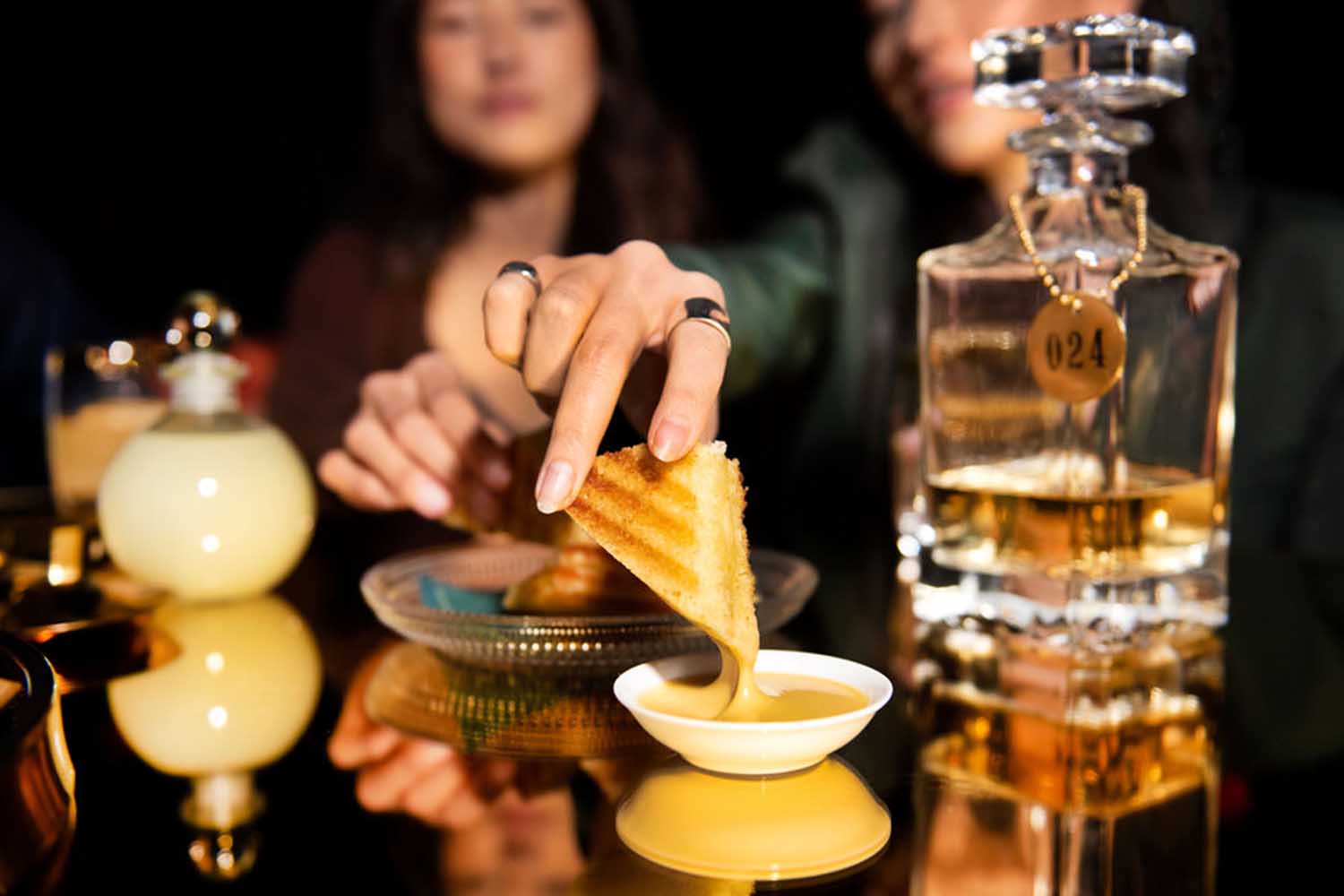 Food and bottle service pairings at Nubeluz