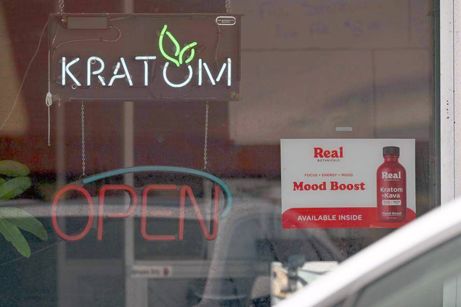 Neon sign advertising Kratom