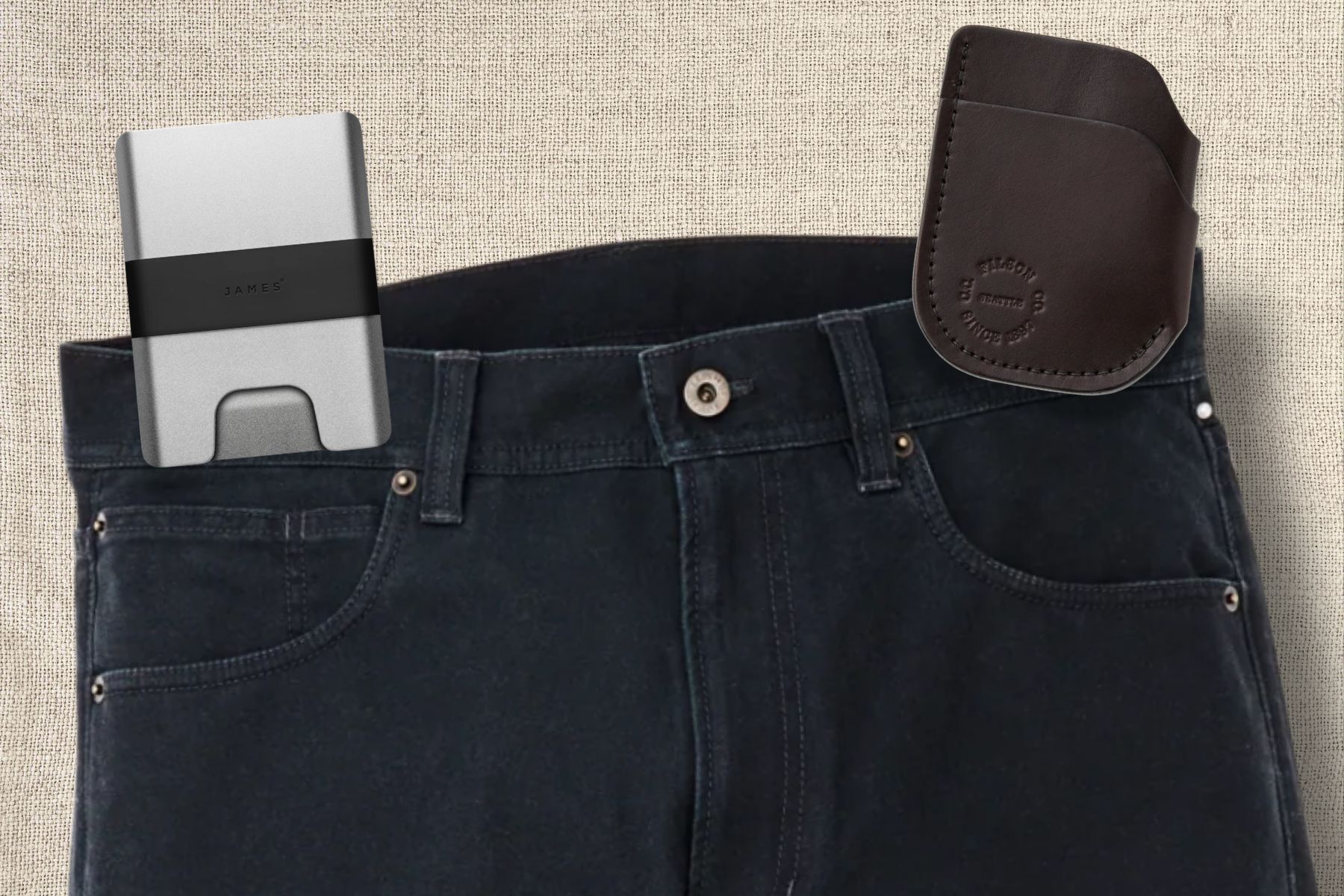 A metal or a leather card case, that is the question.