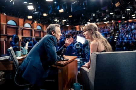 Seth Meyers interviewing Taylor Swift