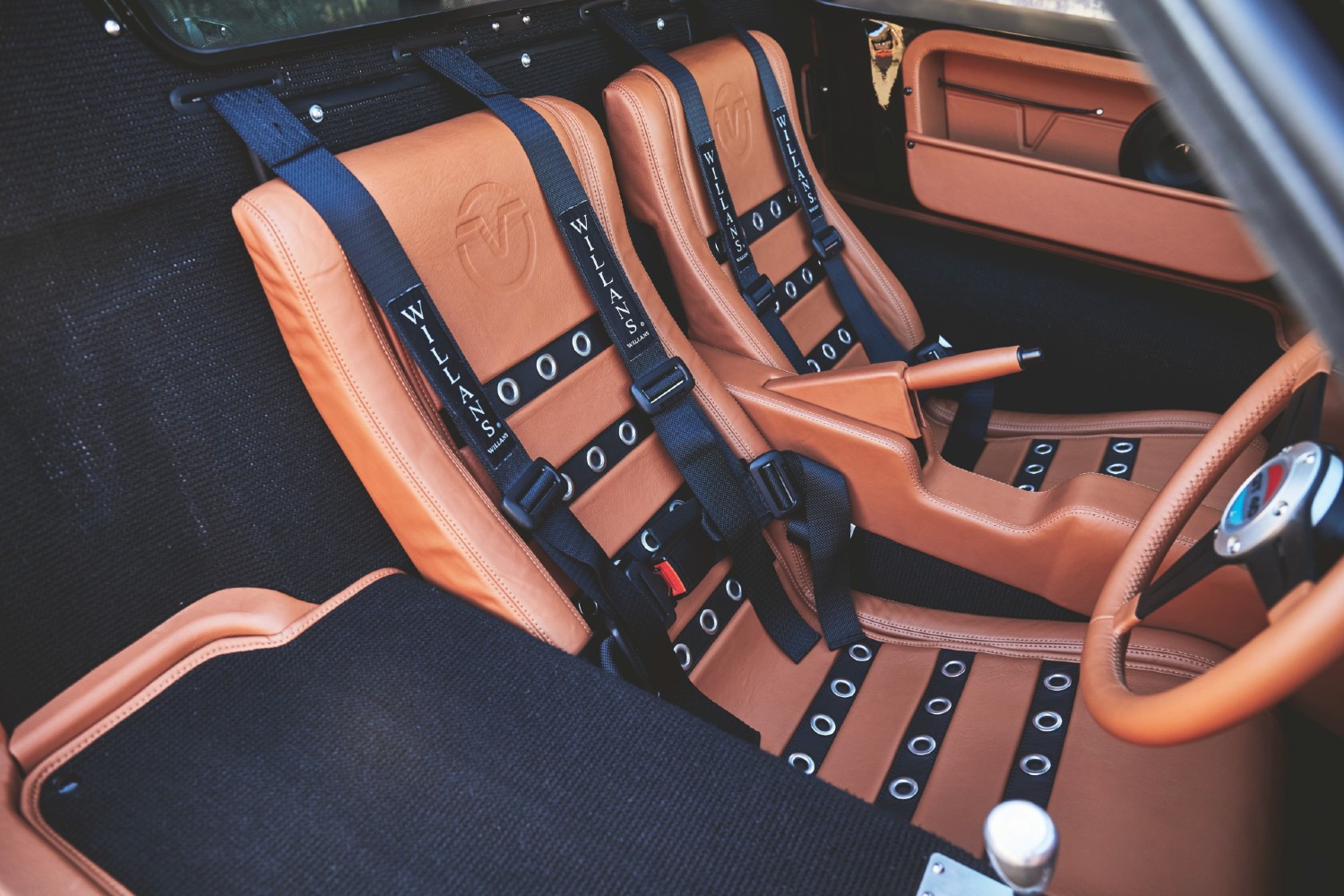 Inside the Everrati GT40