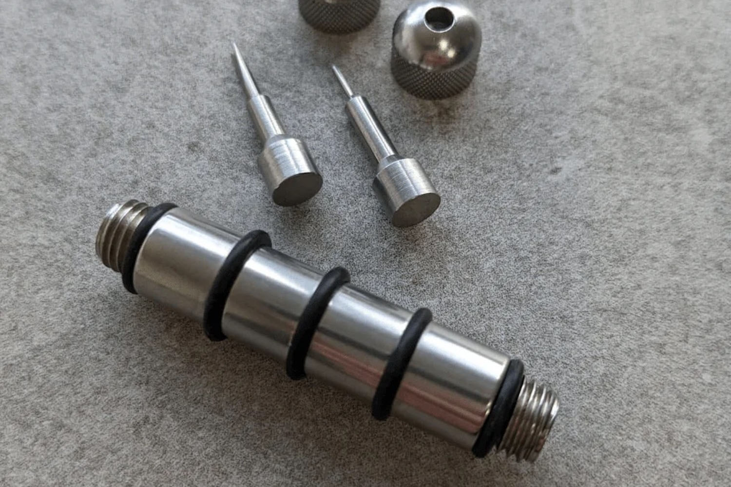 The Strap Tailor Strap Bar Tool – Brushed Steel