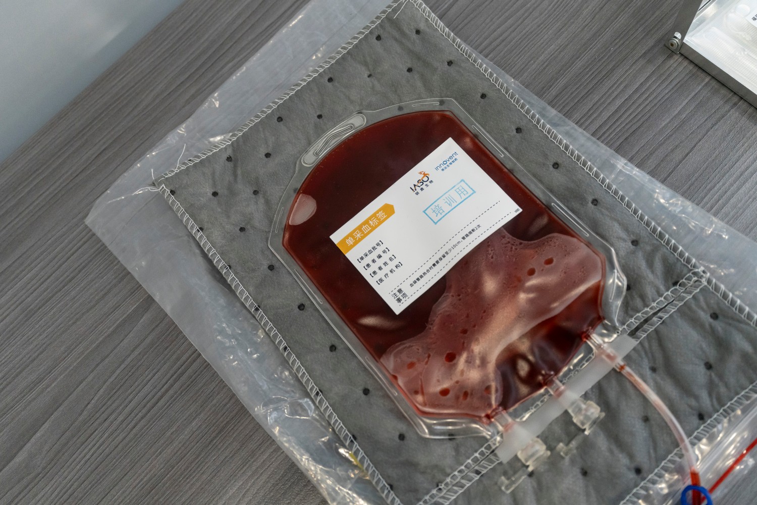 Blood bag used in CAR-T therapy