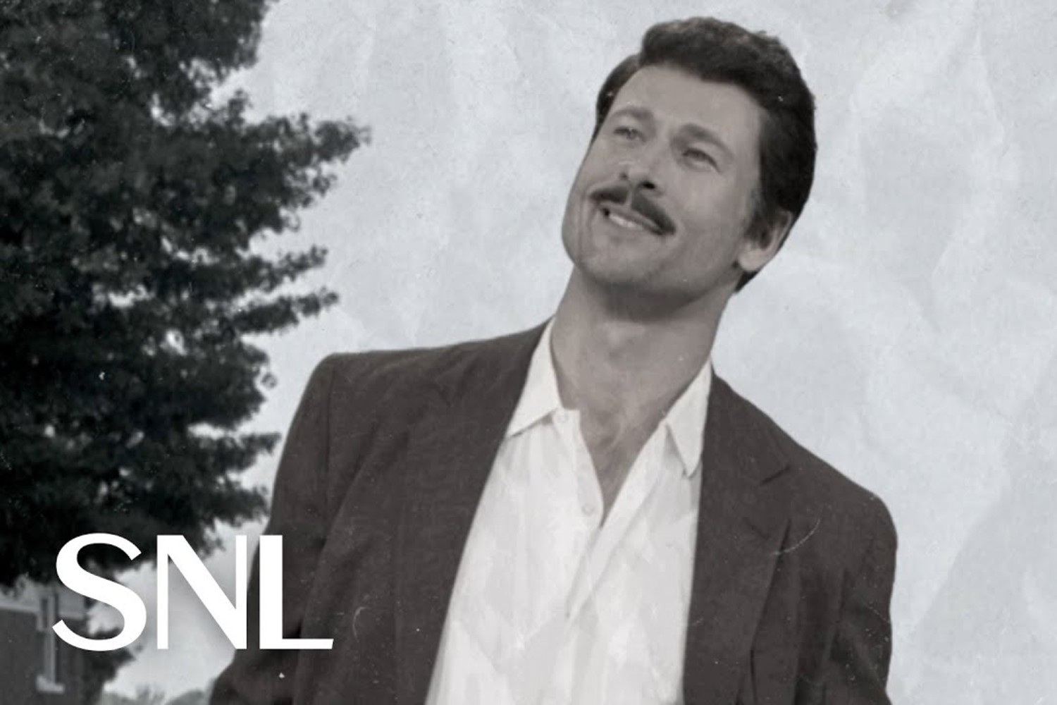 Vintage Glen Powell on "SNL"