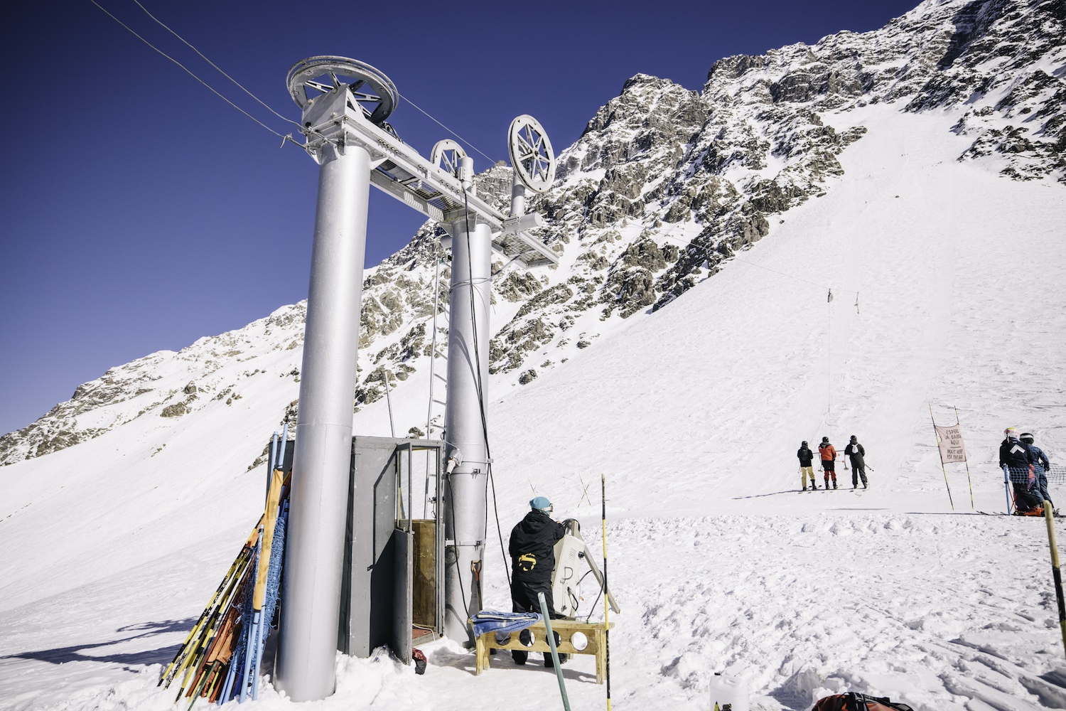 A view of the slingshot lift.