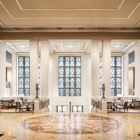 Waldorf Astoria New York lobby