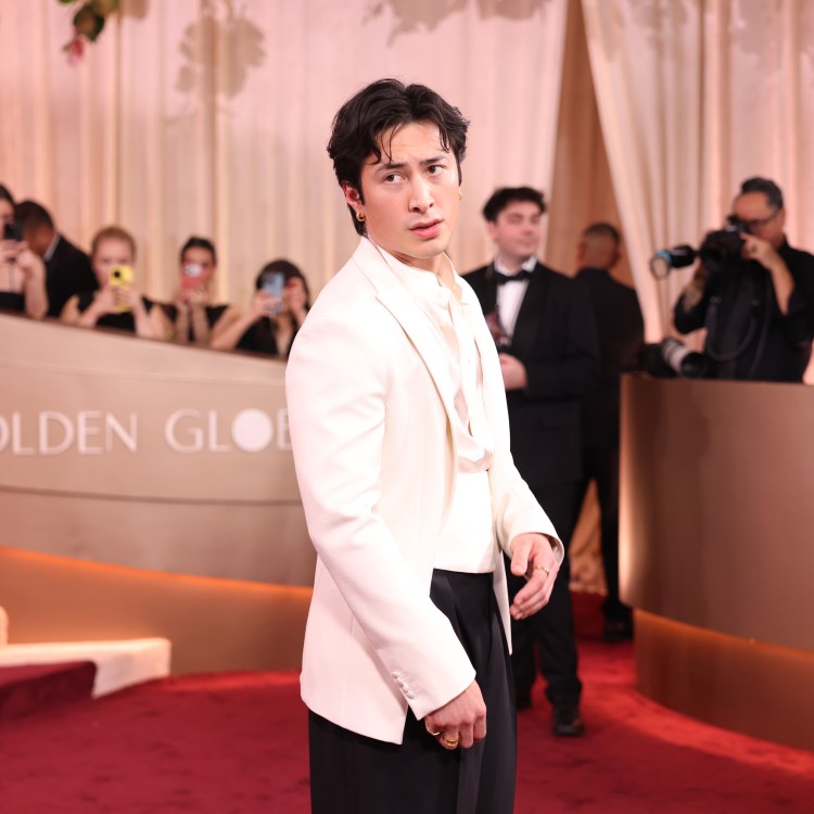 Beverly Hills, CA January 11, 2026  Hudson Williams on the red carpet at the 2026 Golden Globes (83rd Annual Ceremony) held at the Beverly Hilton in Beverly Hills, CA on Sunday, January 11, 2026. (Christina House/Los Angeles Times via Getty Images)