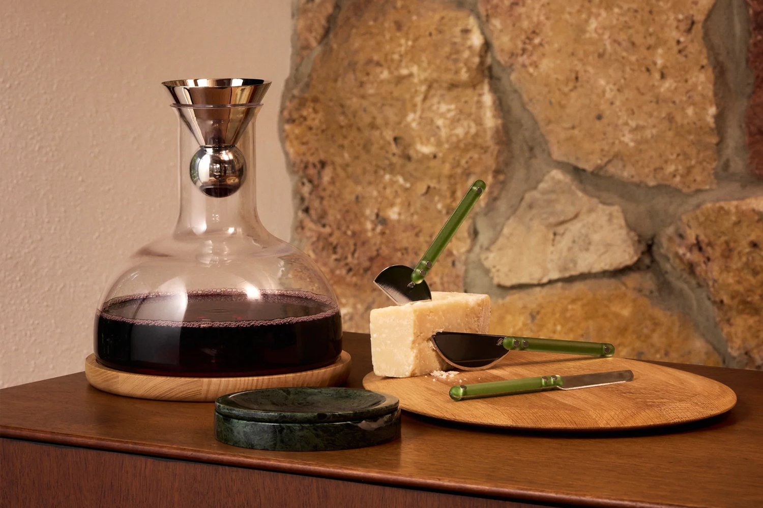 Holcomb Wine & Cheese Set