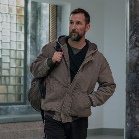 Dr Robby wearing a hoodie in the TV show "The Pitt"