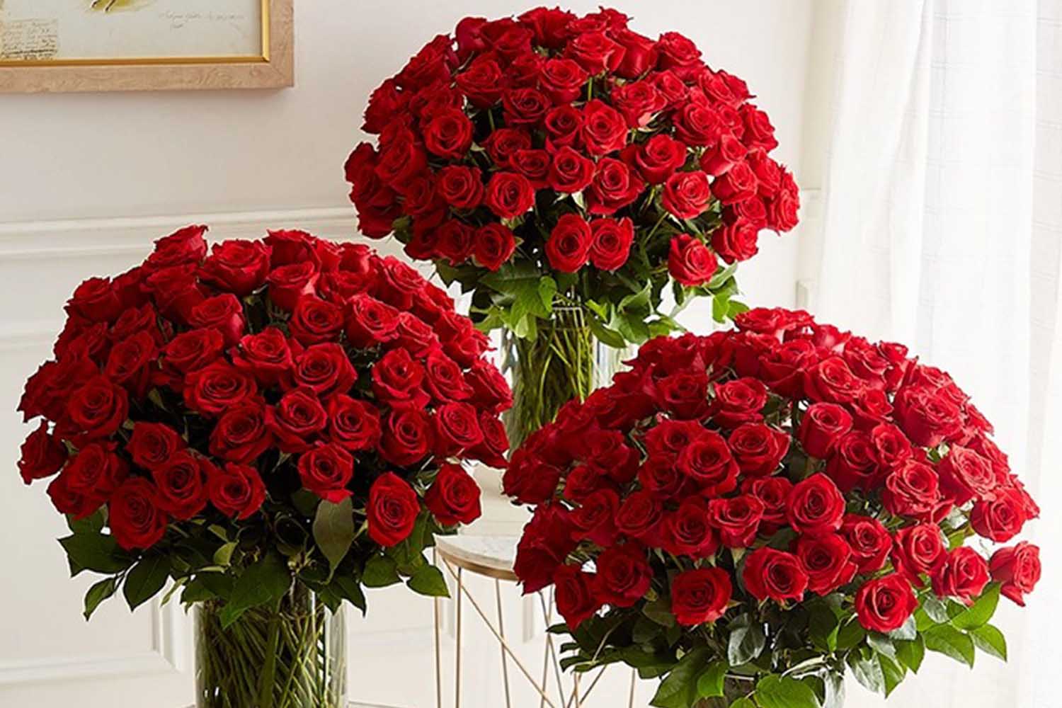 To Make a Statement: Extravagant Romance 300 Long Stem Red Roses