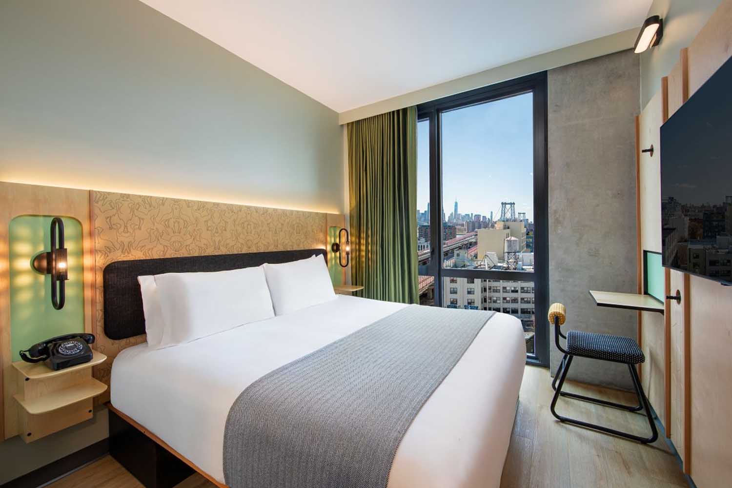 Moxy Brooklyn Williamsburg