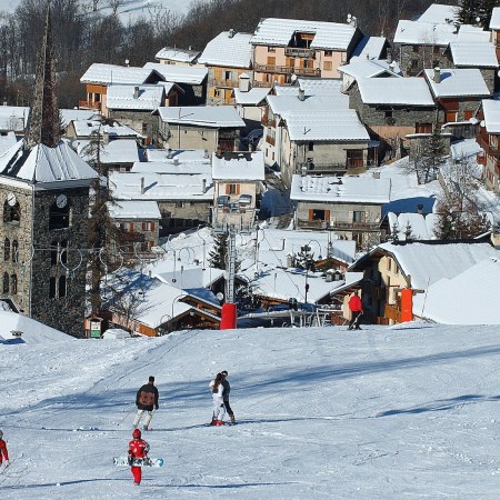 What It’s Really Like to Ski Les Trois Vallées