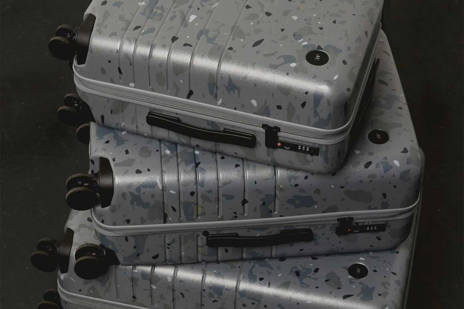 Monos Graphite Collection